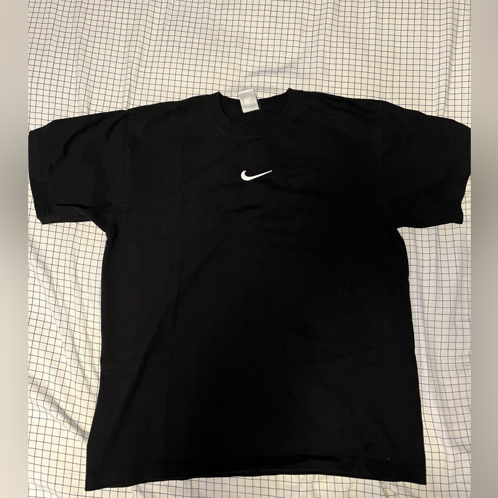 Men’s Nike shirt
